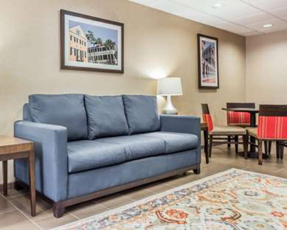 COMFORT SUITES AT ISLE OF PALMS CON 9