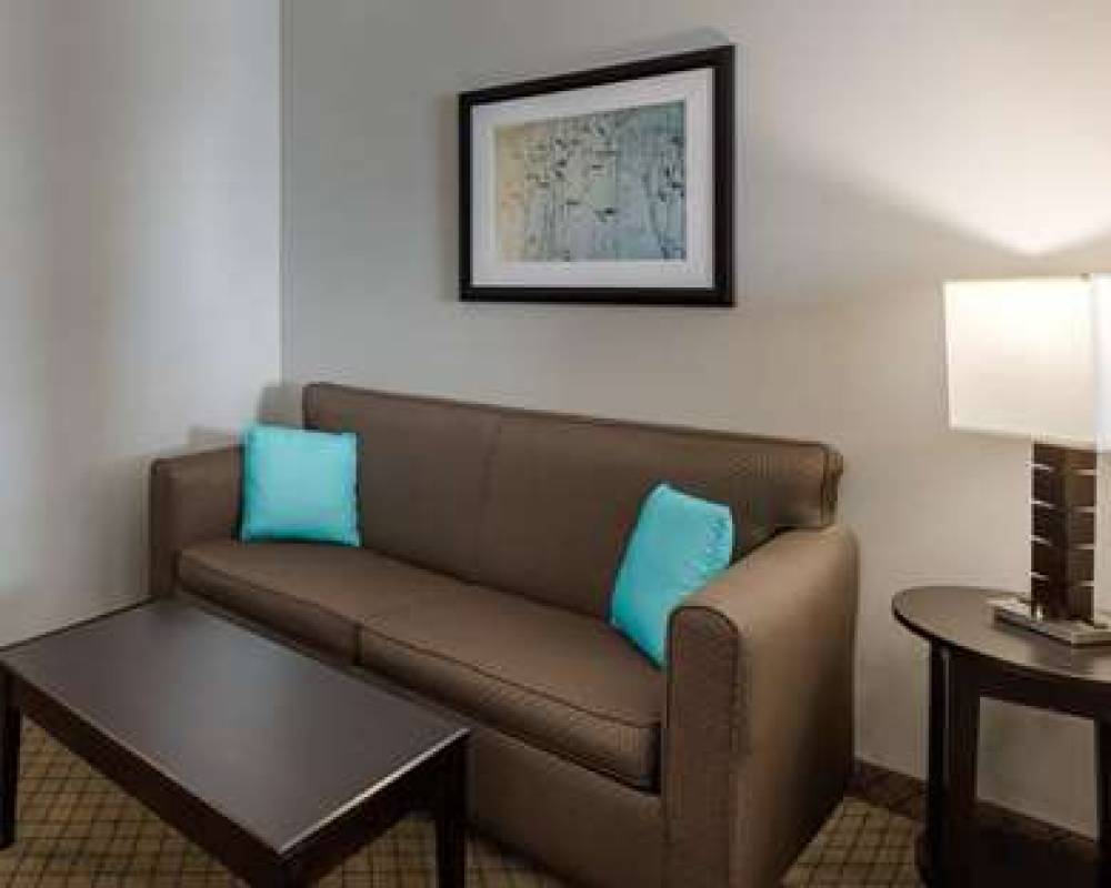 Comfort Suites At Katy Mills 9