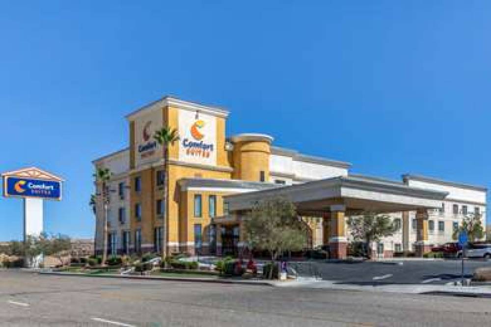 Comfort Suites Barstow Near I-15 1