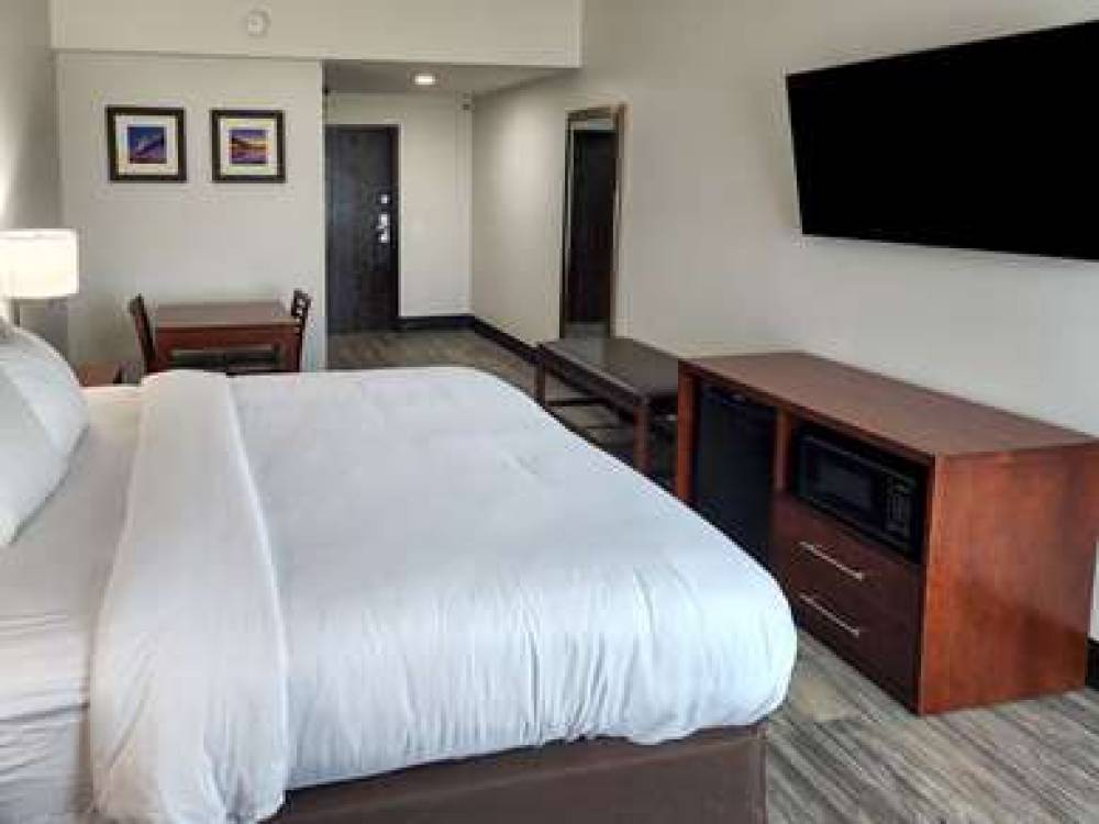 Comfort Suites Baymeadows Near Butler Blvd 4