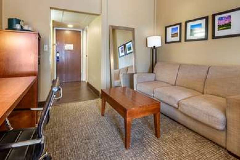 Comfort Suites Bethlehem Near Lehigh University And LVI Airport 7