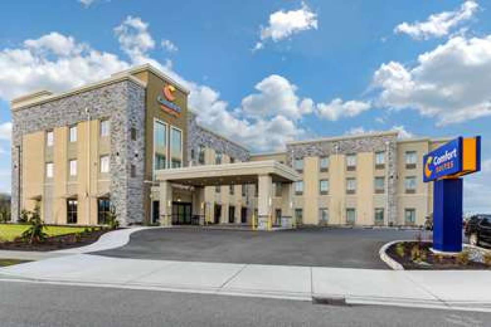 COMFORT SUITES BURLINGTON NEAR I-5 3