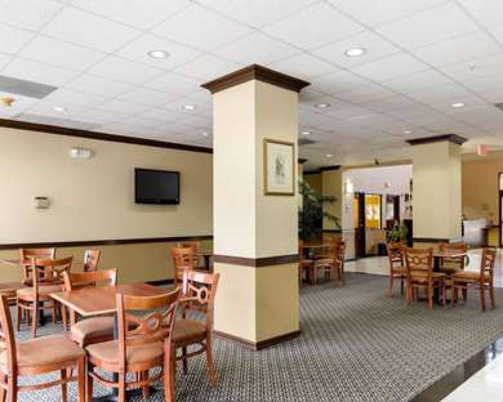 Comfort Suites Bush Intercontinental Airport 10