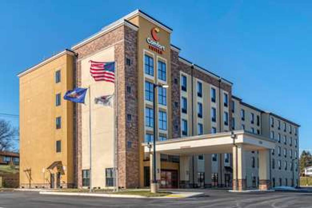 COMFORT SUITES CAMP HILL-HARRISBURG 1