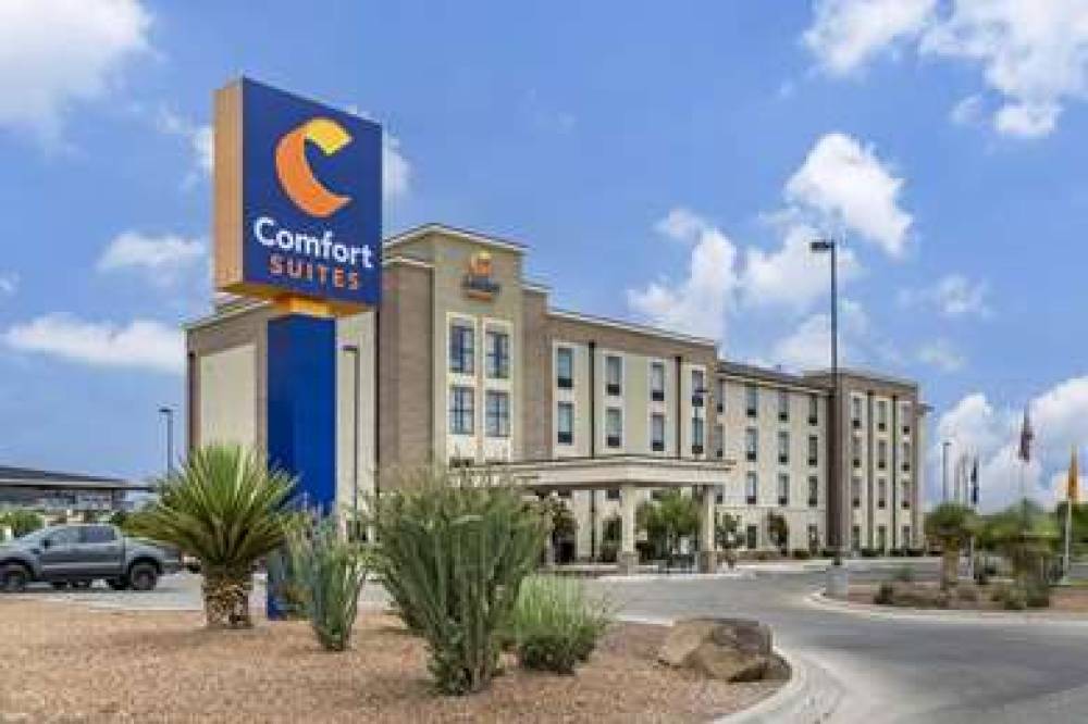 Comfort Suites Carlsbad 1