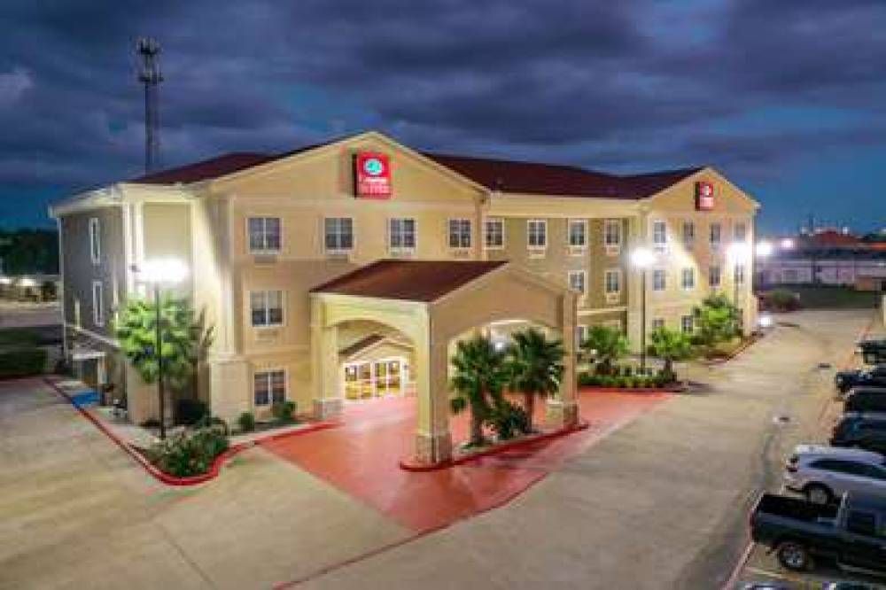 Comfort Suites 4