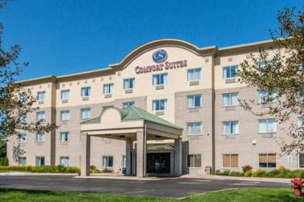 Comfort Suites 1