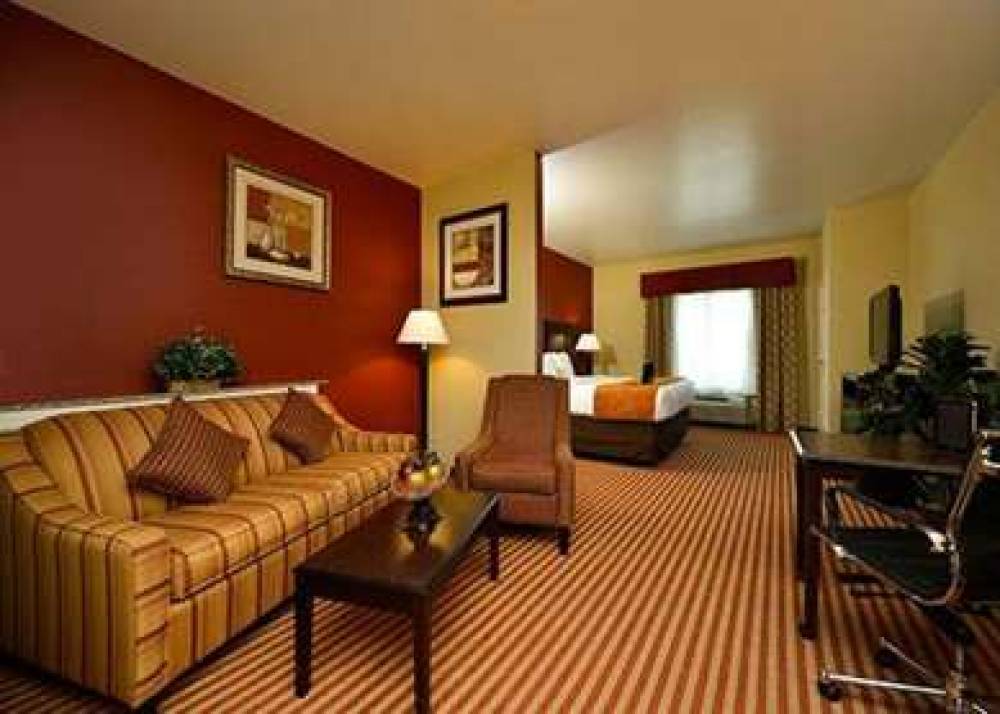 Comfort Suites 6