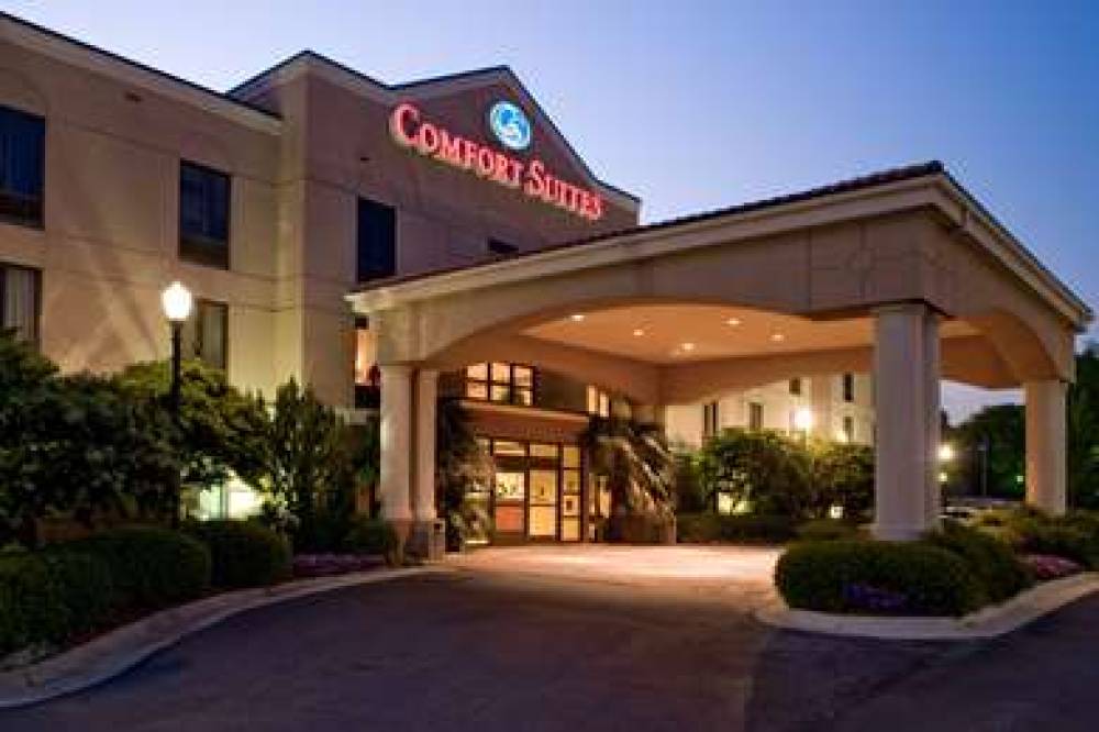 Comfort Suites 1