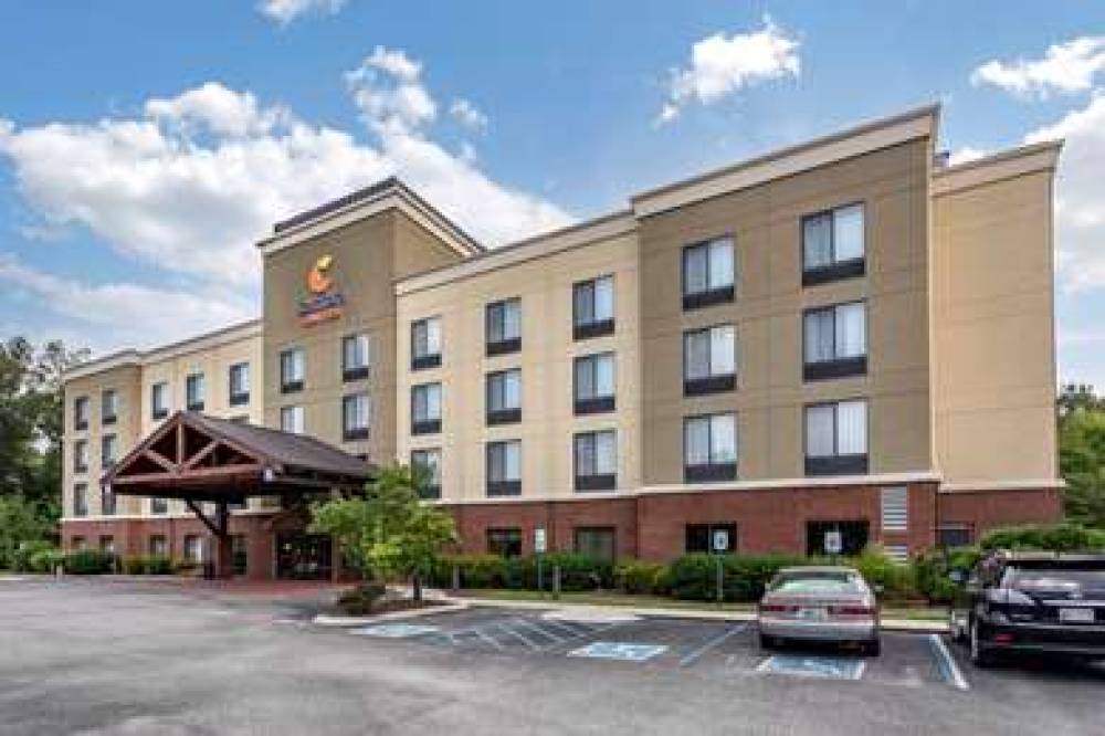 Comfort Suites 3