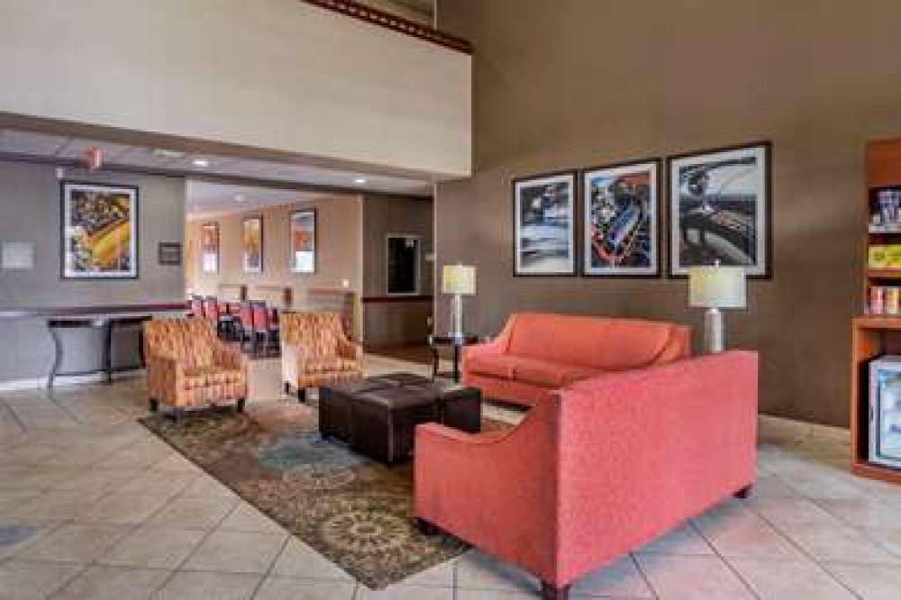 Comfort Suites 4