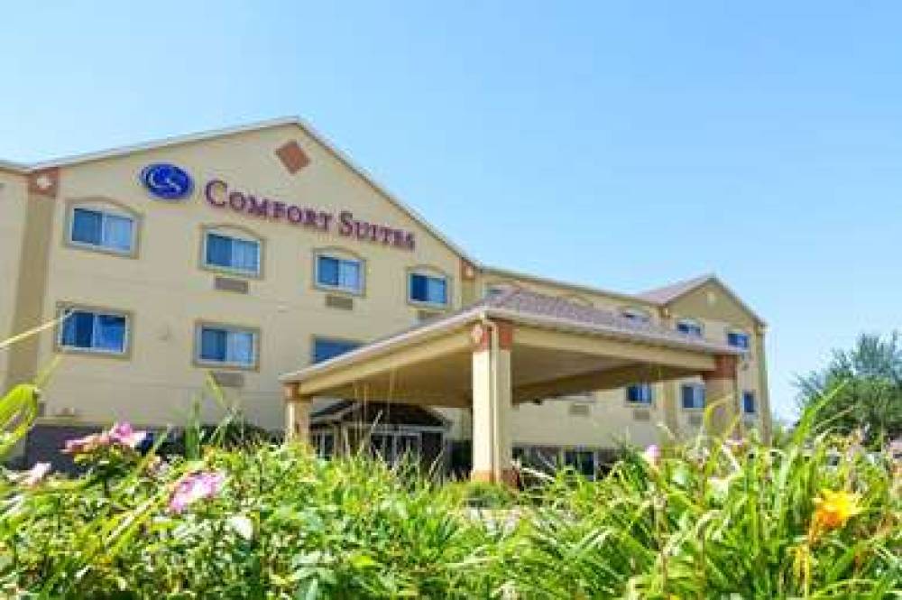 Comfort Suites 1