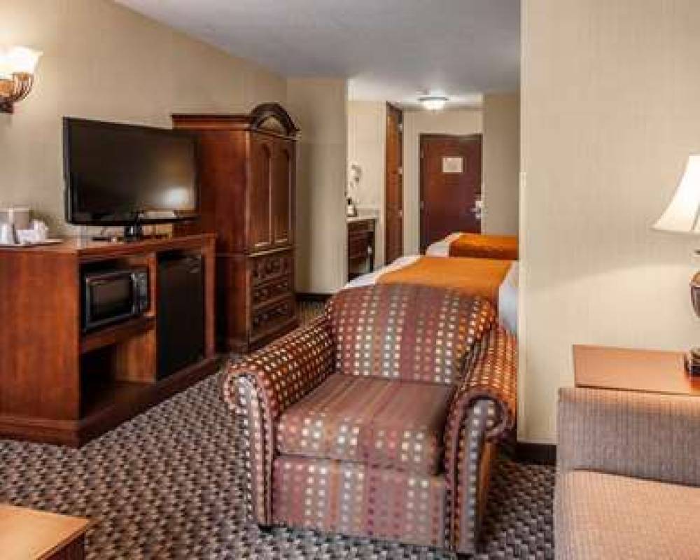 Comfort Suites 8