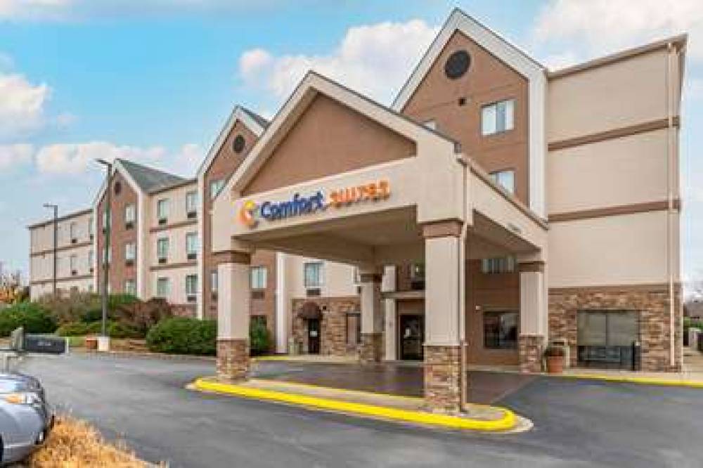 Comfort Suites 1