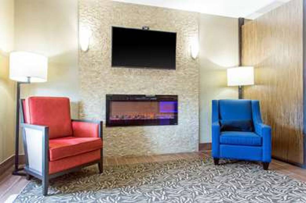 Comfort Suites 5