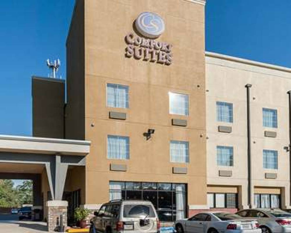 Comfort Suites 1