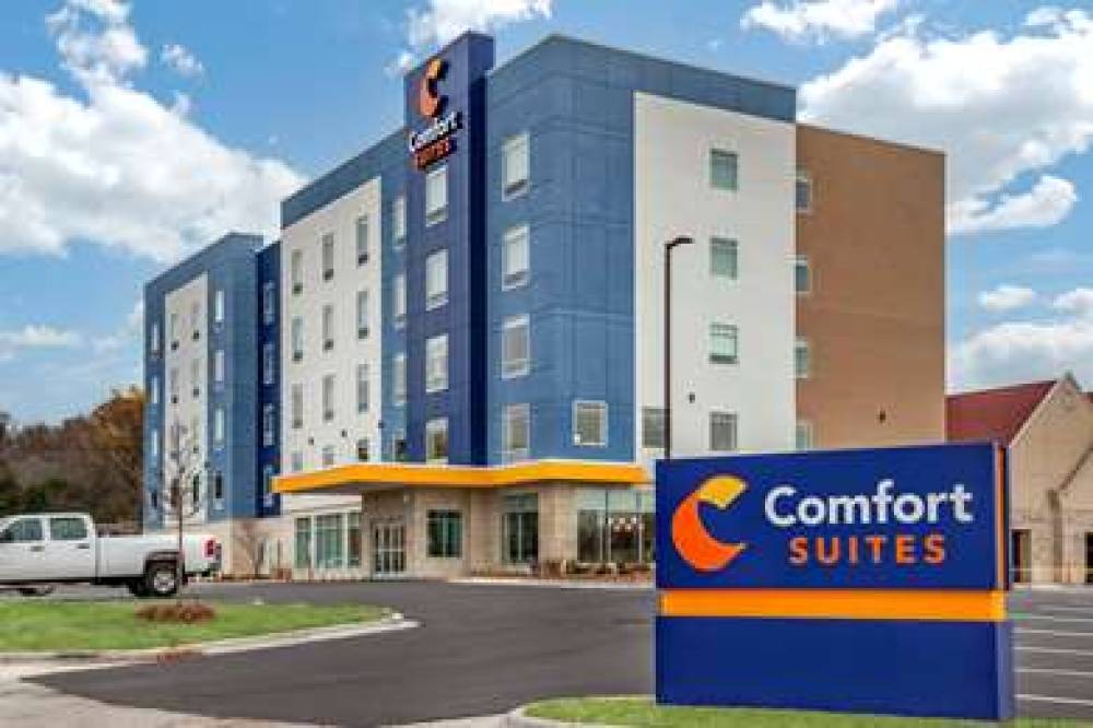 Comfort Suites 1