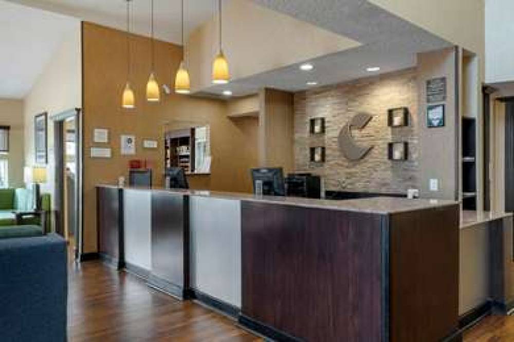 Comfort Suites DFW Airport 5