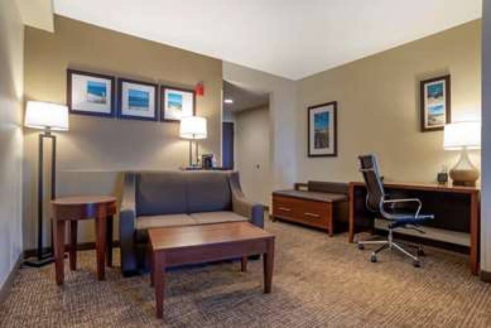 Comfort Suites Foley - North Gulf Shores 5