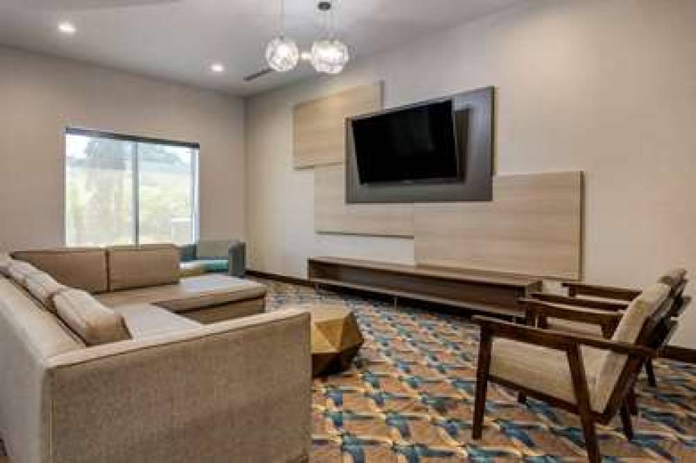 COMFORT SUITES FORT LAUDERDALE AIRP 7