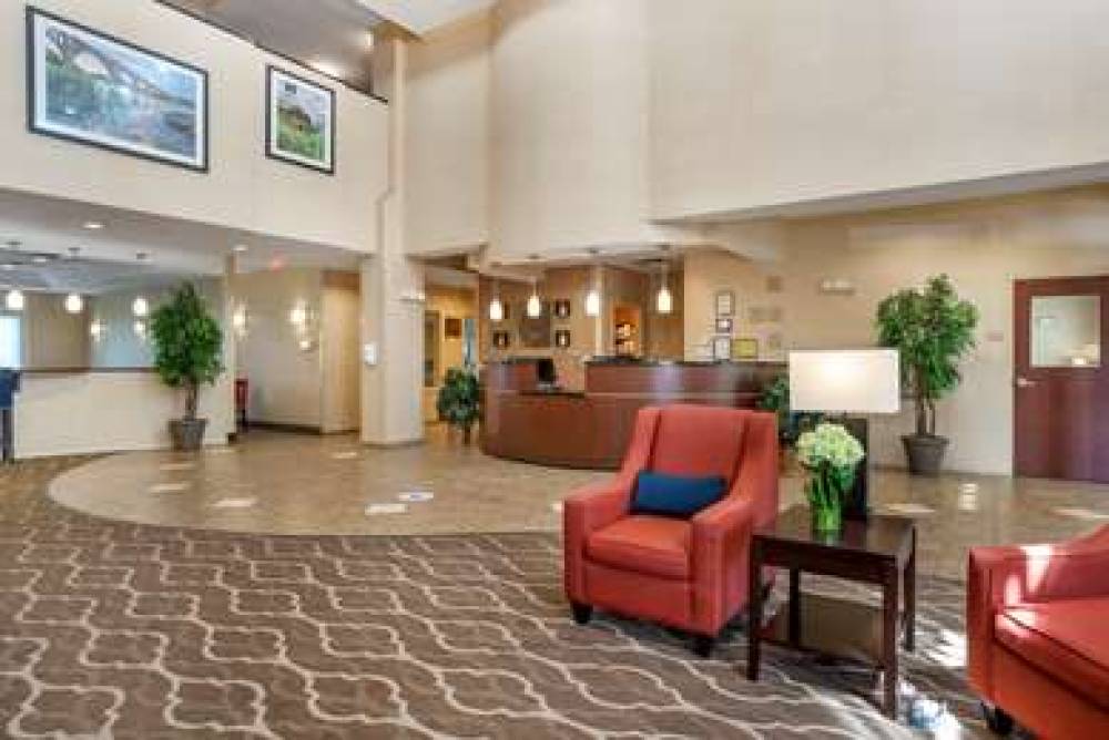 Comfort Suites Fredericksburg North 9