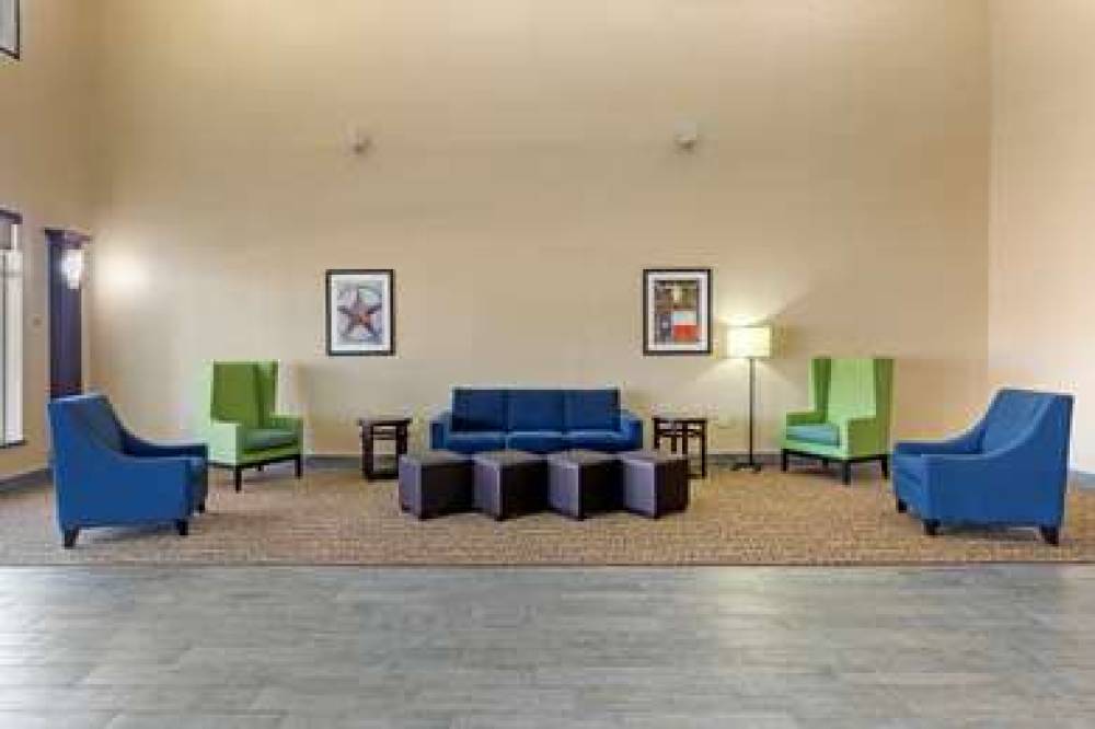 Comfort Suites Gainesville 3