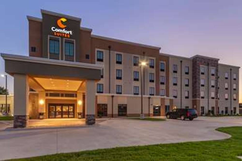 COMFORT SUITES GRAND ISLAND 1