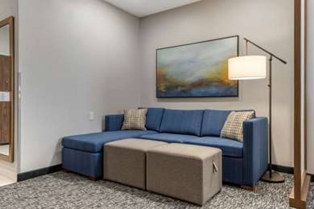 COMFORT SUITES GREENVILLE AIRPORT 8