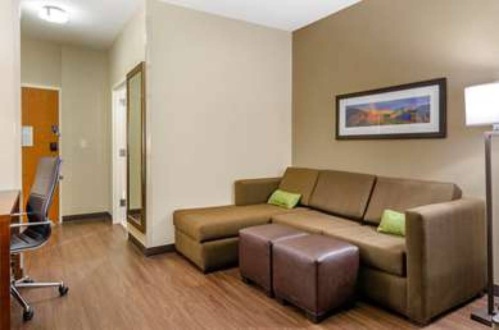 Comfort Suites Helena Airport 10