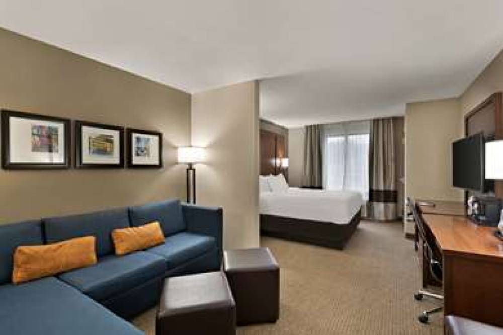 Comfort Suites Hummelstown - Hershey 8