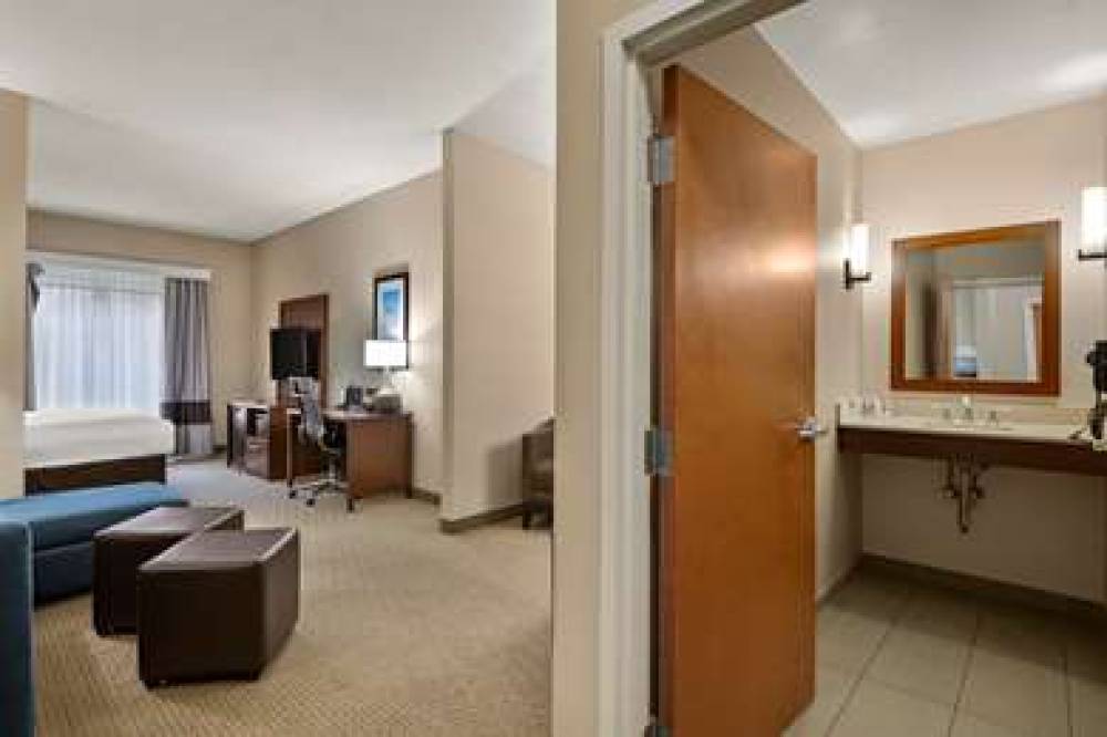 Comfort Suites Hummelstown - Hershey 4