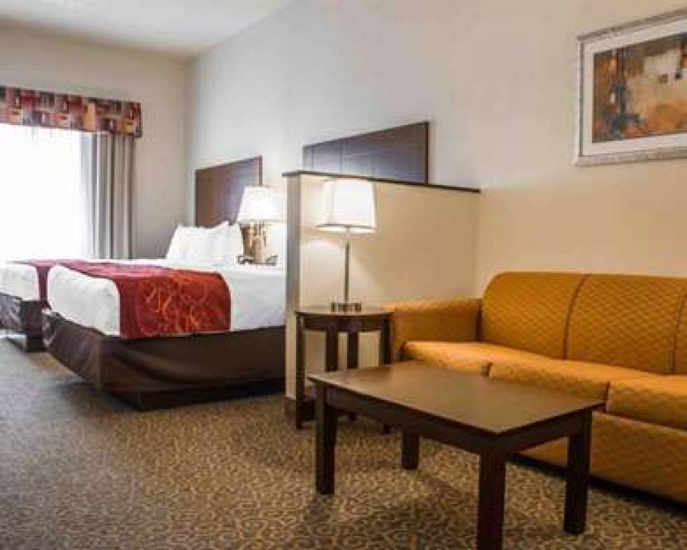 Comfort Suites Huntsville 8