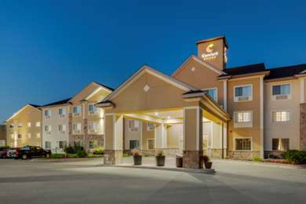 Comfort Suites Johnson Creek Conference Center 4