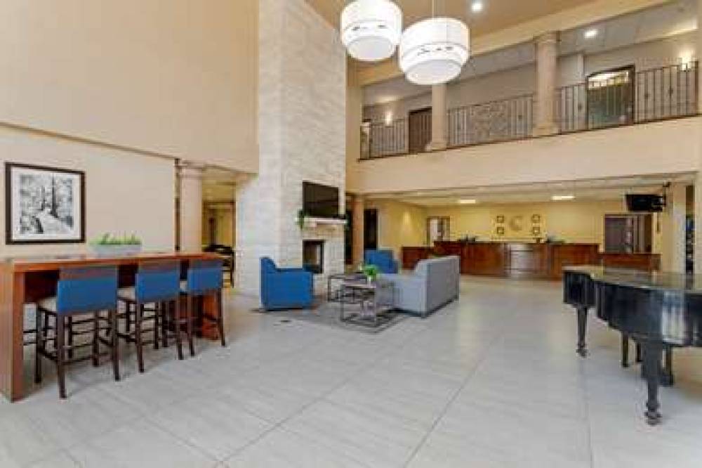 Comfort Suites Kingwood Houston North 4