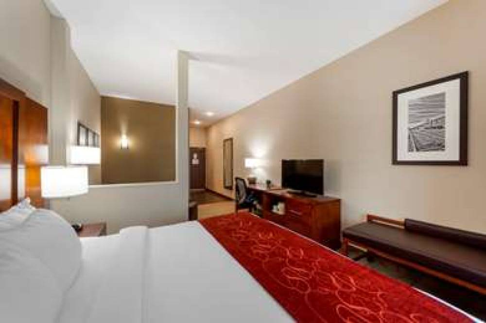 Comfort Suites La Vista - Omaha 9