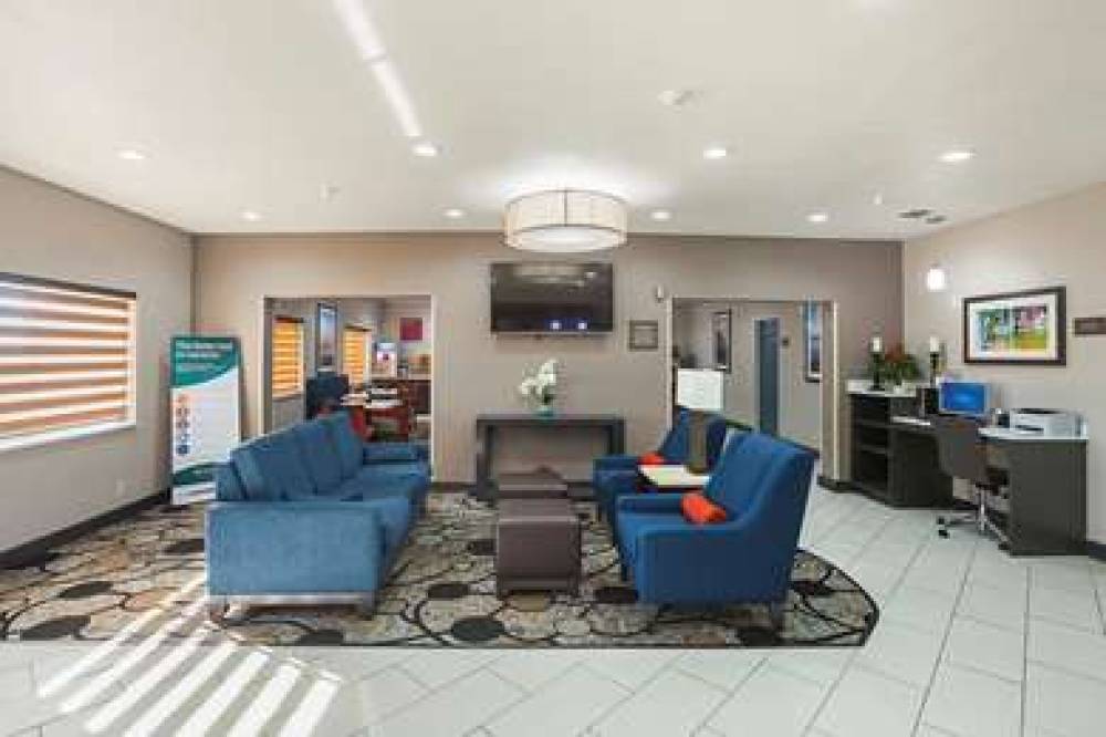 Comfort Suites Lewisville 5