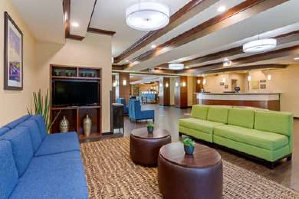 Comfort Suites Little Rock West 6