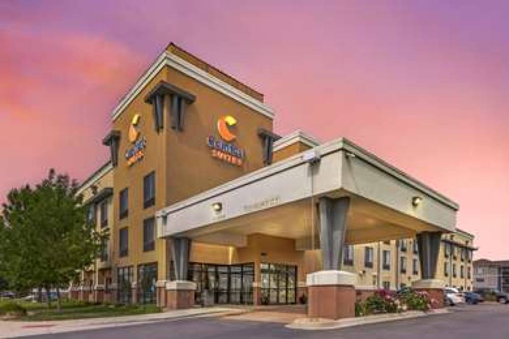 Comfort Suites Longmont 1