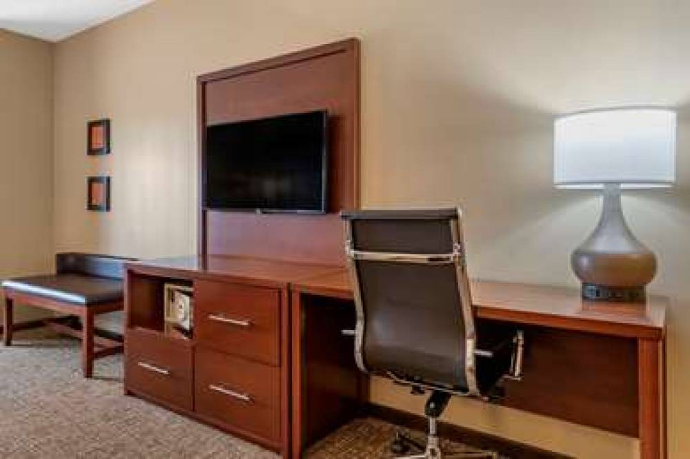 Comfort Suites Manheim - Lancaster 7