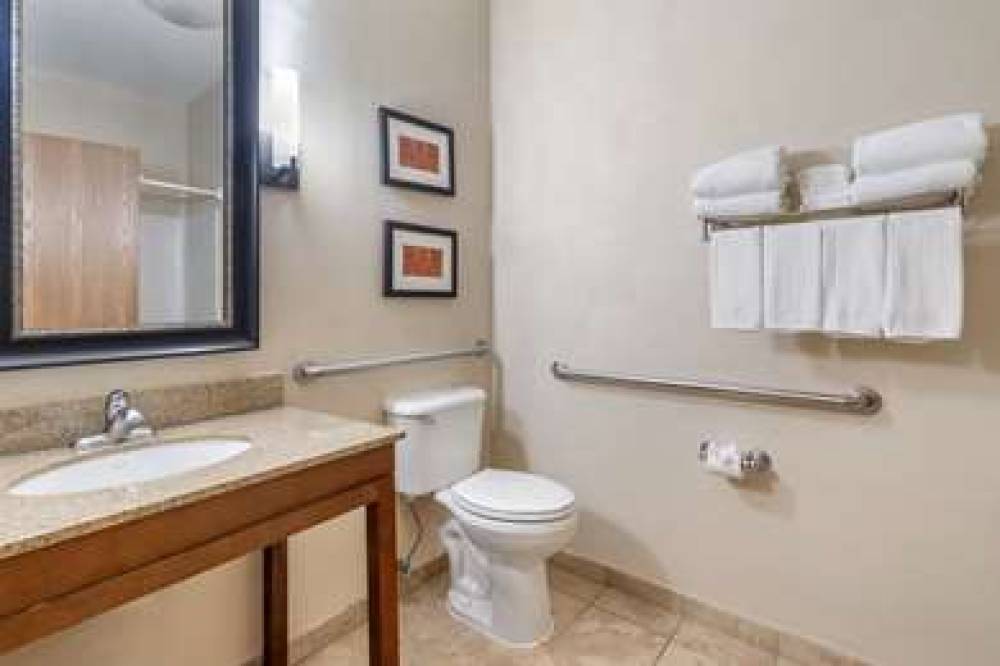 Comfort Suites McKinney-Allen 7