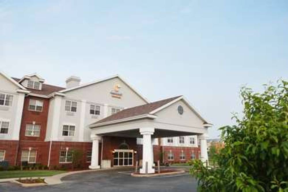 Comfort Suites Milwaukee Airport 2