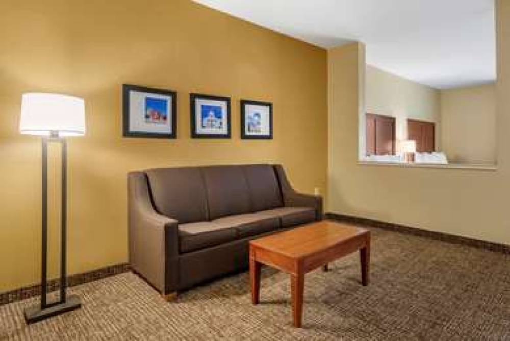 Comfort Suites Montgomery East Monticello Dr 8