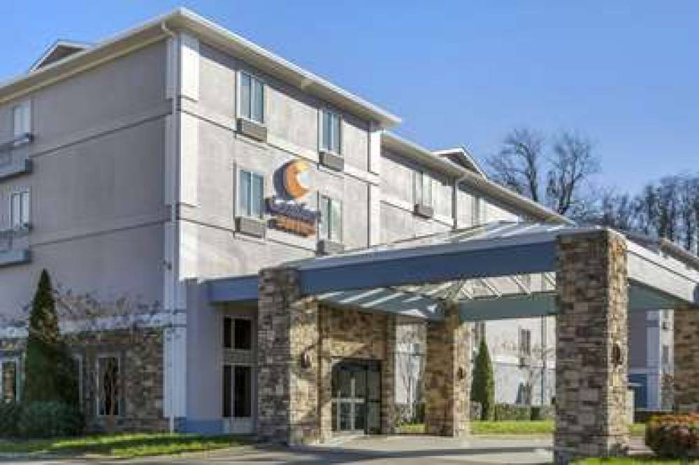 Comfort Suites Nashville Airport