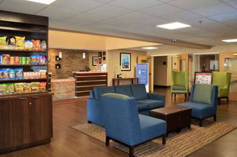 Comfort Suites Northside Hospital Gwinnett 6