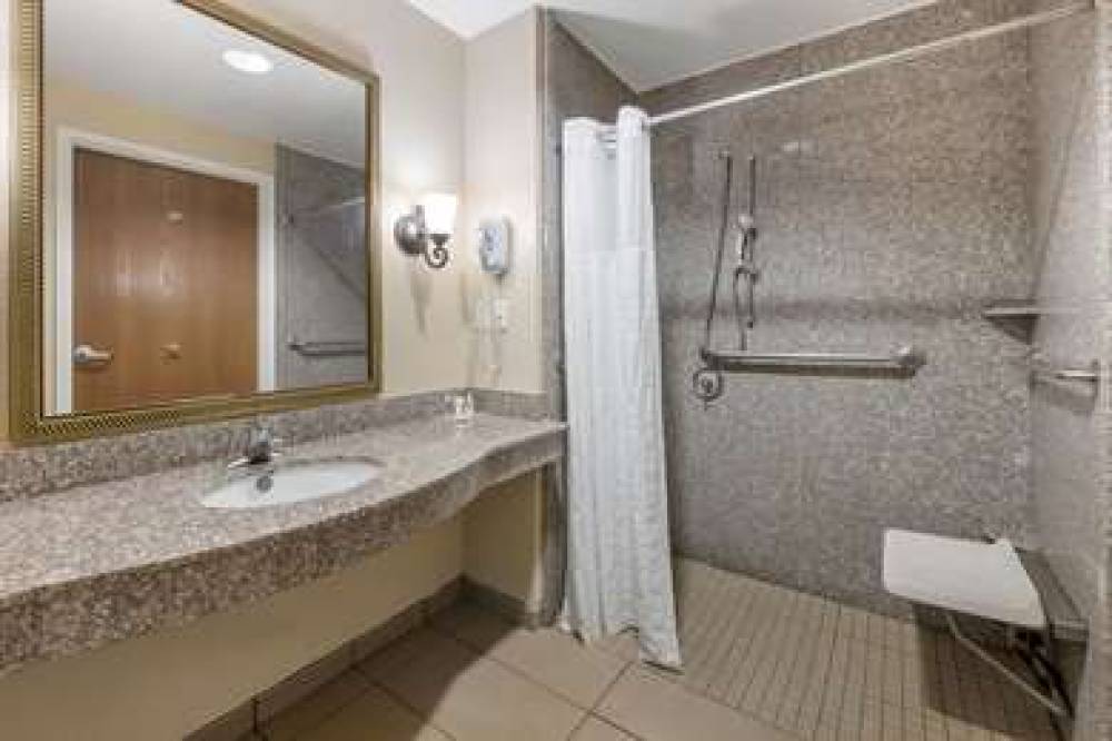 Comfort Suites Ocala North 10