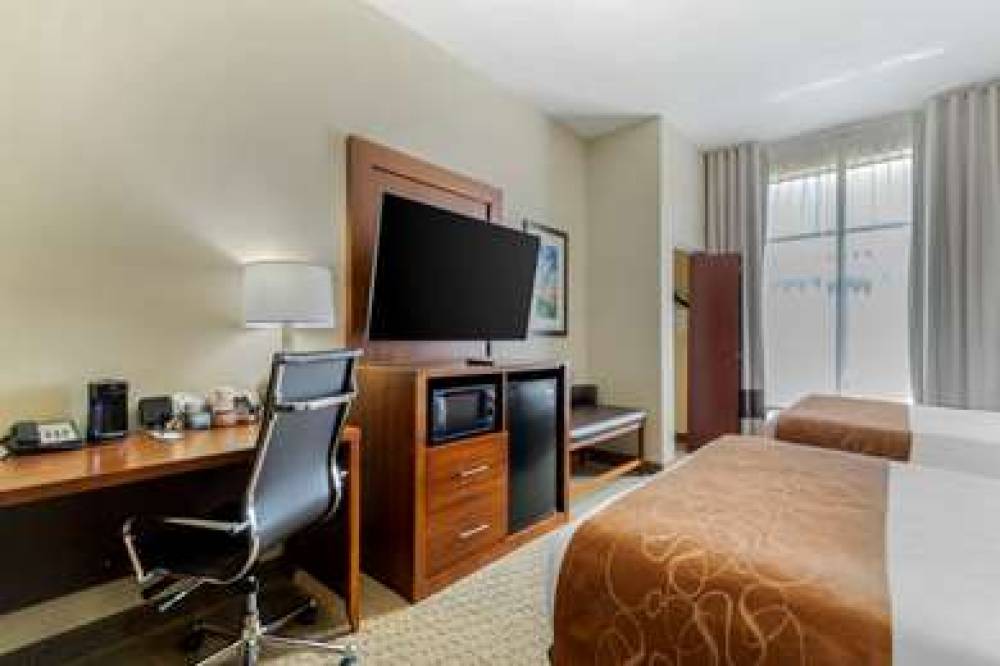 Comfort Suites Pflugerville - Austin North 6