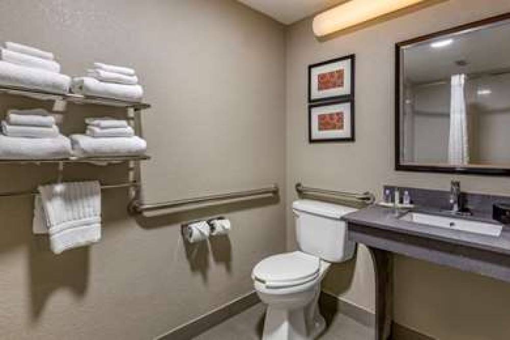 Comfort Suites Pineville - Ballantyne Area 7