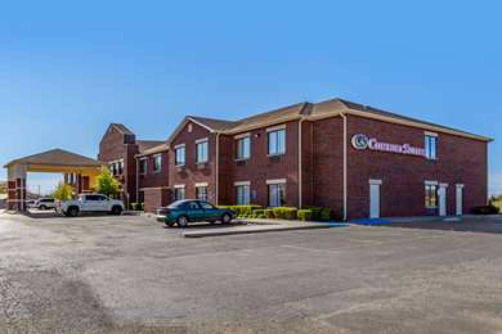 Comfort Suites Plainview 1