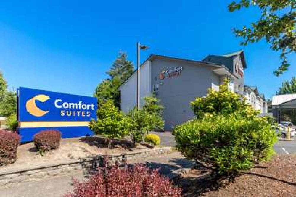 Comfort Suites Portland Airport 1