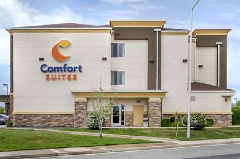 COMFORT SUITES REDDING - SHASTA LAK 1